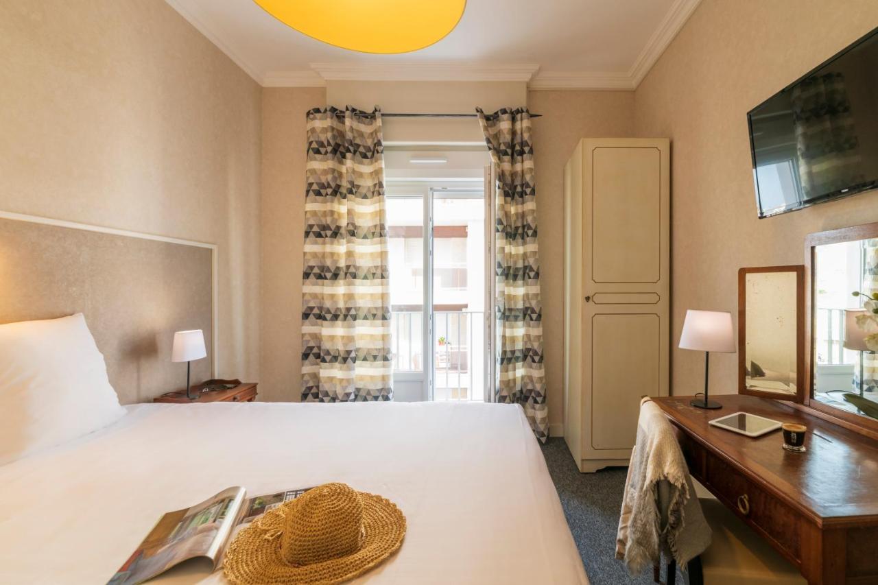 Cerise Royan - Le Grand Hotel De La Plage Exterior photo
